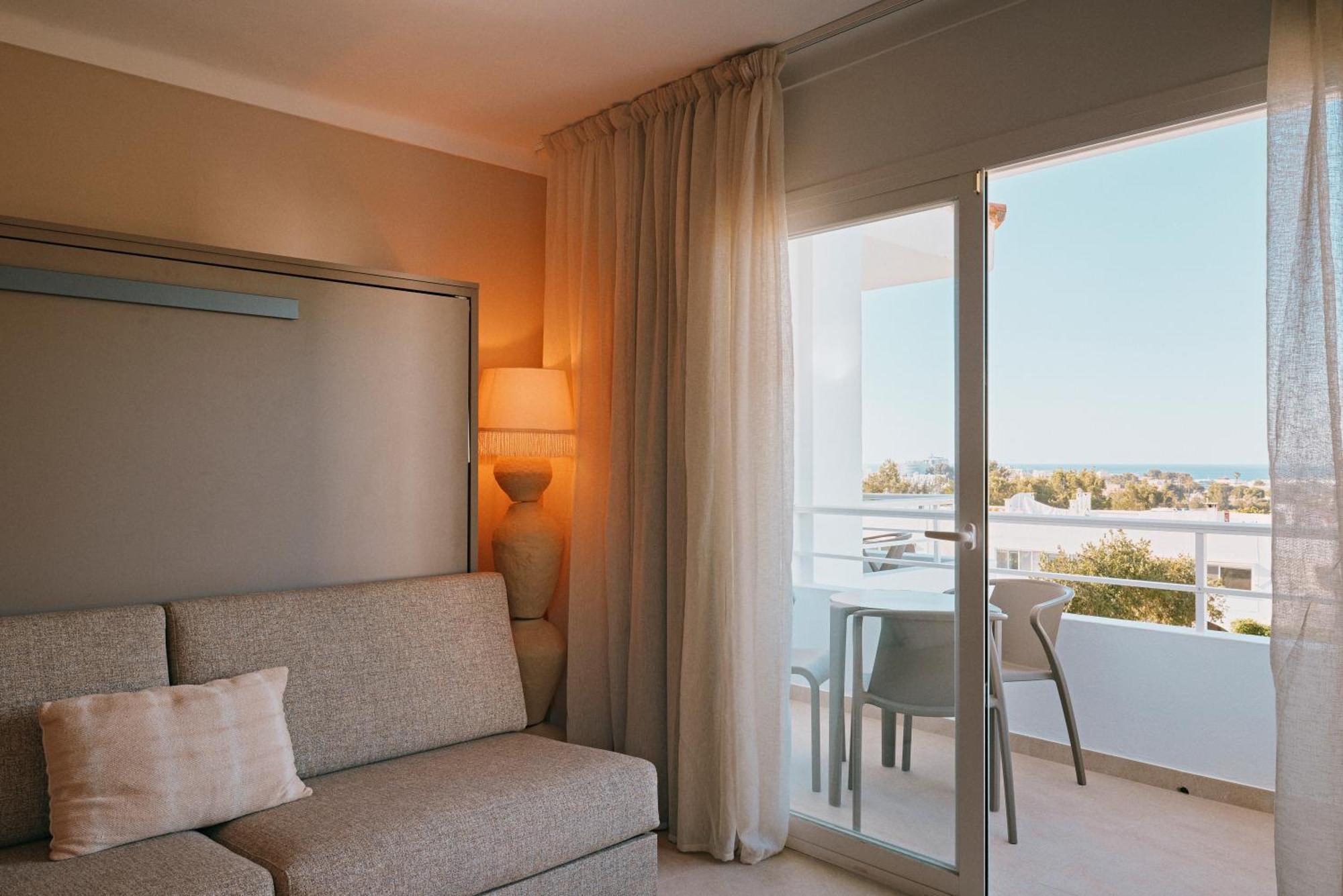 Sunset Oasis Ibiza Adults Only - New Rooms 2025 San Antonio  Ngoại thất bức ảnh